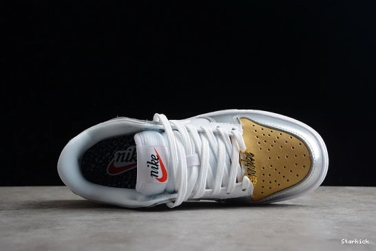 Dunk Low SB Nk (W) Heirloom DH4403-700 0127